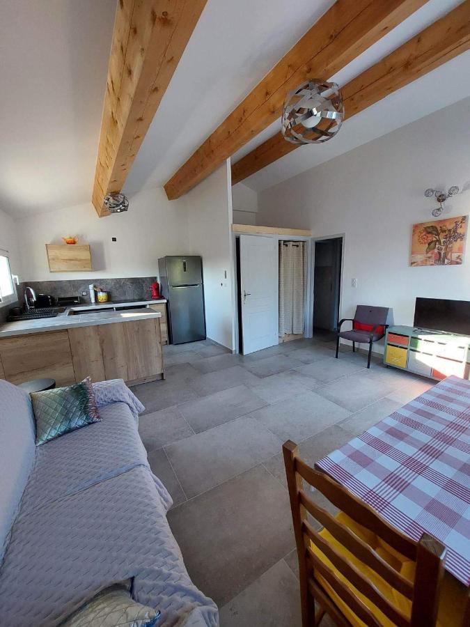 Appartement 50M2 Au Coeur De Sussargues ภายนอก รูปภาพ